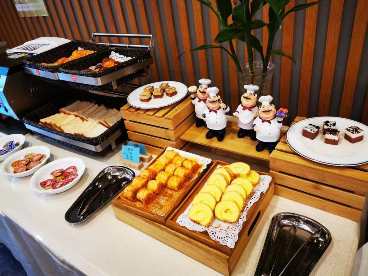 Holiday Inn Express - Wuhan Optical Valley By Ihg Экстерьер фото