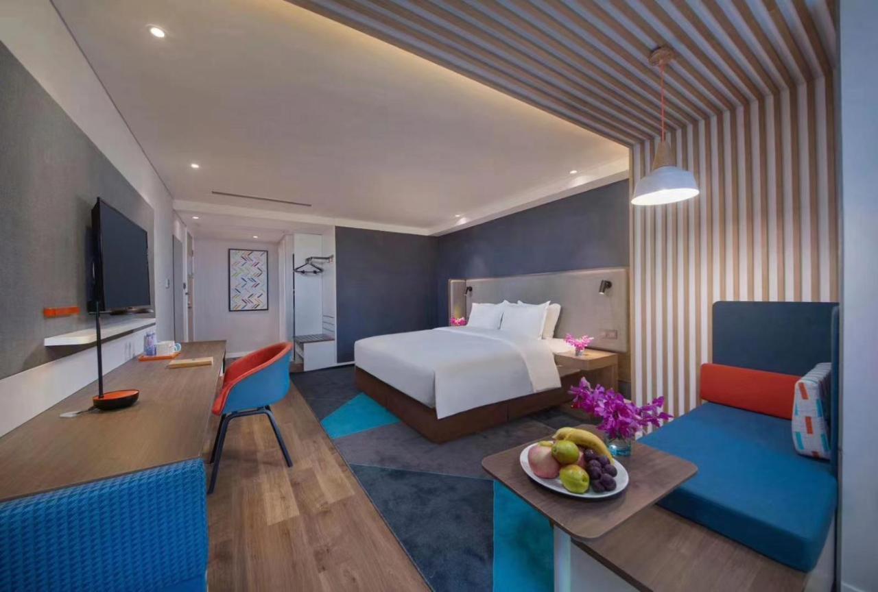 Holiday Inn Express - Wuhan Optical Valley By Ihg Экстерьер фото