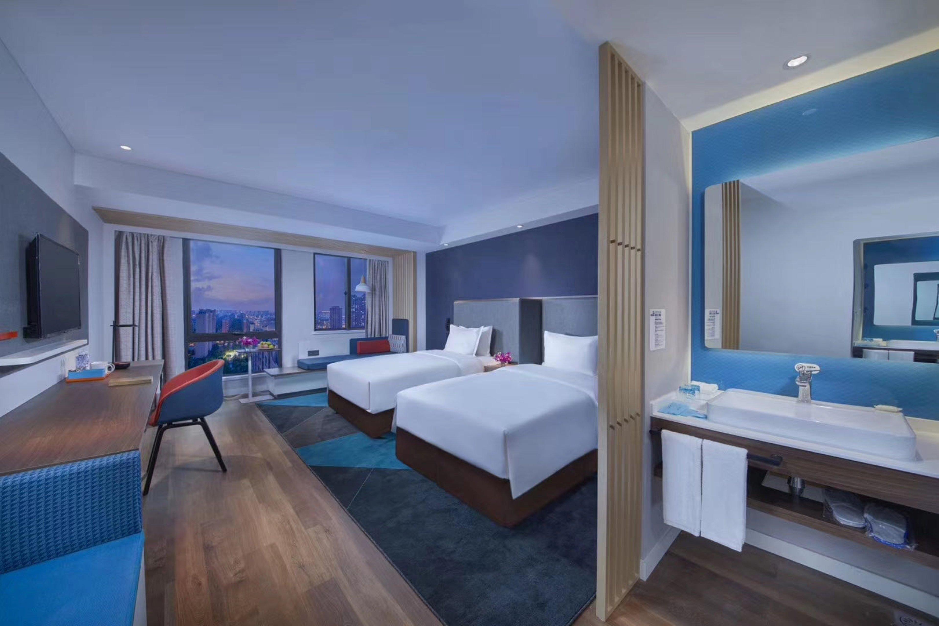 Holiday Inn Express - Wuhan Optical Valley By Ihg Экстерьер фото