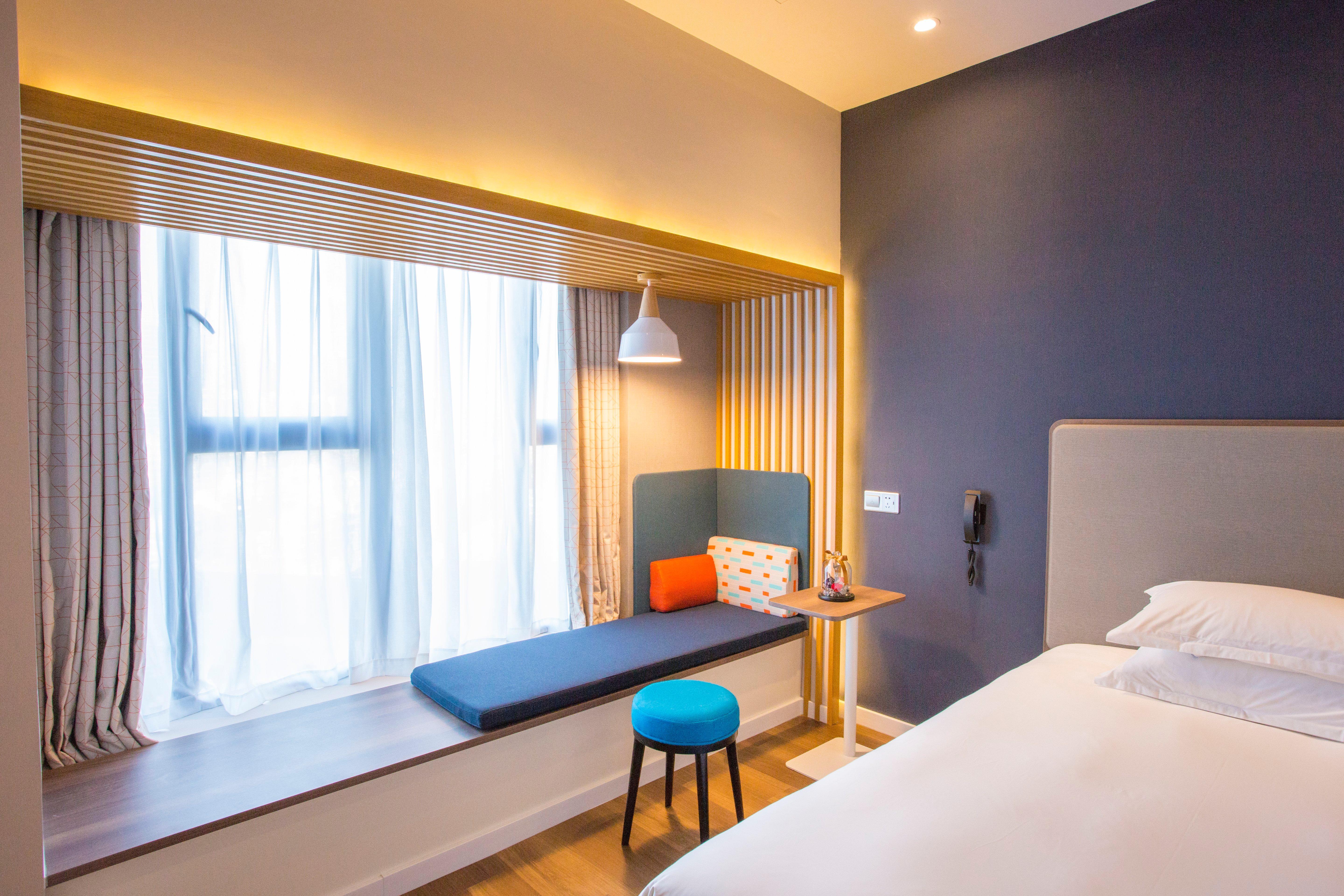 Holiday Inn Express - Wuhan Optical Valley By Ihg Экстерьер фото