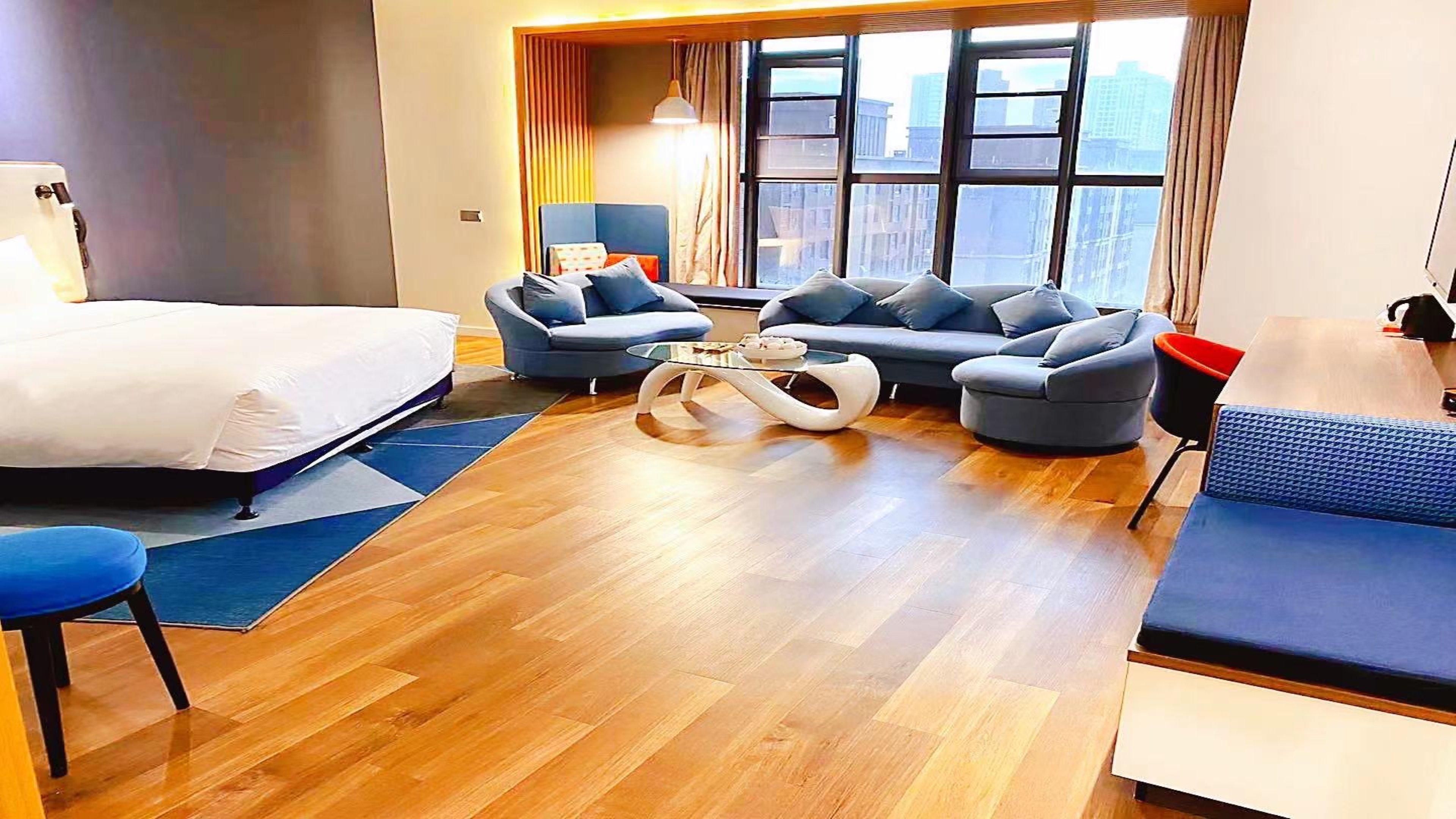 Holiday Inn Express - Wuhan Optical Valley By Ihg Экстерьер фото