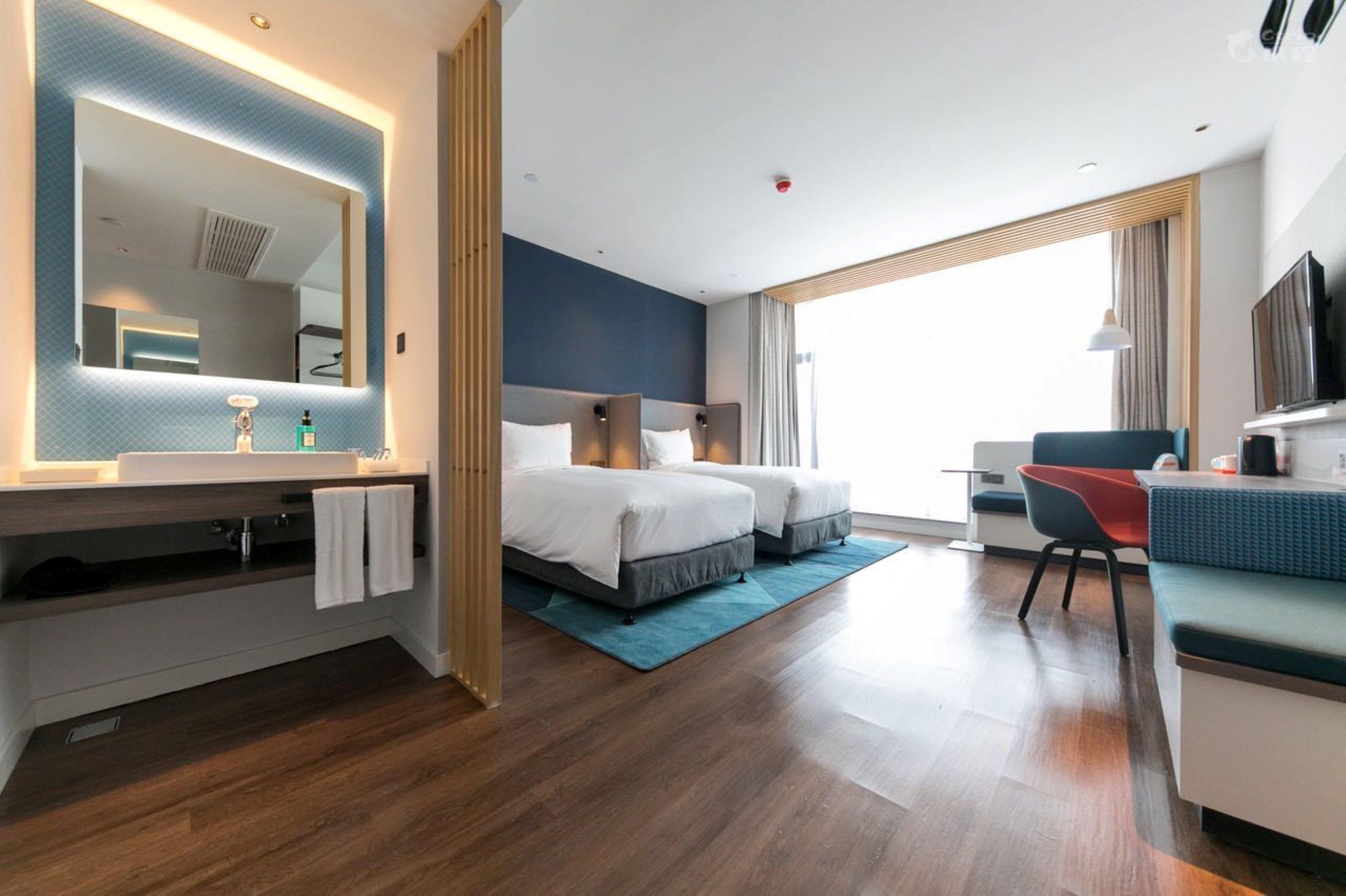 Holiday Inn Express - Wuhan Optical Valley By Ihg Экстерьер фото